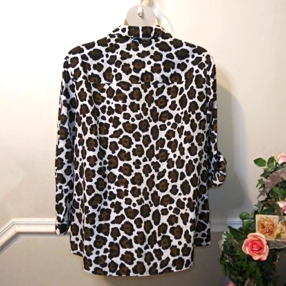 Michael Kors 3X Leopard Print Convertible Tab Sleeve Button Front Tunic Blouse - Picture 8 of 12